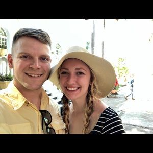 Meet your Posher, Olivia